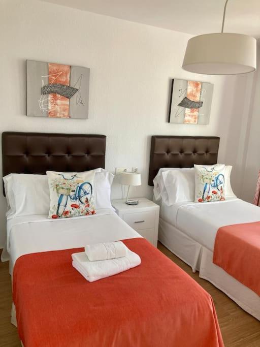 Marvellous Sea Views 2 Bed Pueblo Evita Apartment *