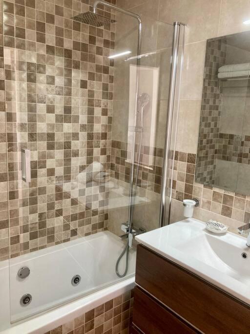 Marvellous Sea Views 2 Bed Pueblo Evita Benalmadena